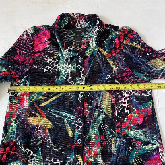 Ali Miles Abstract Print 3/4 Sleeve Button-Front Perforated Blouse Size M - Picture 4 of 7